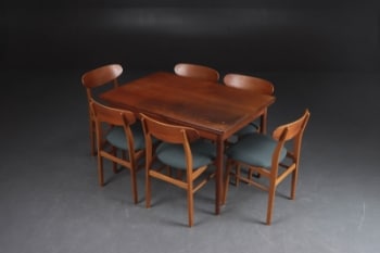 Spisebord af teak med hollandsk udtræk samt seks spisestole, 1960erne (7)