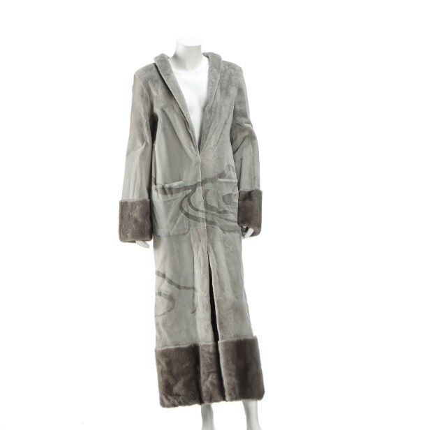6868 - Kopenhagen Fur. Unique fur coat made of sheared mink. size 38