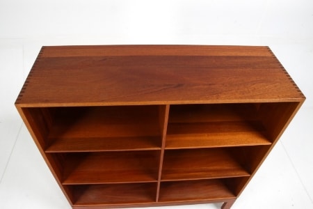 Christian Hvidt for Søborg Møbler. Bookcase, solid mahogany