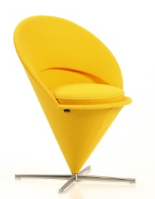 Verner Panton. Stol, Cone Chair. Kræmmerhusstolen