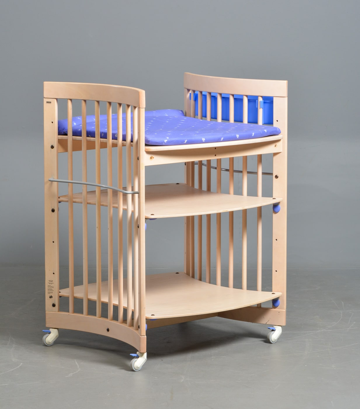 Grønlund/Hviid Knudsen for Stokke. Puslebord, model Sleepi Care