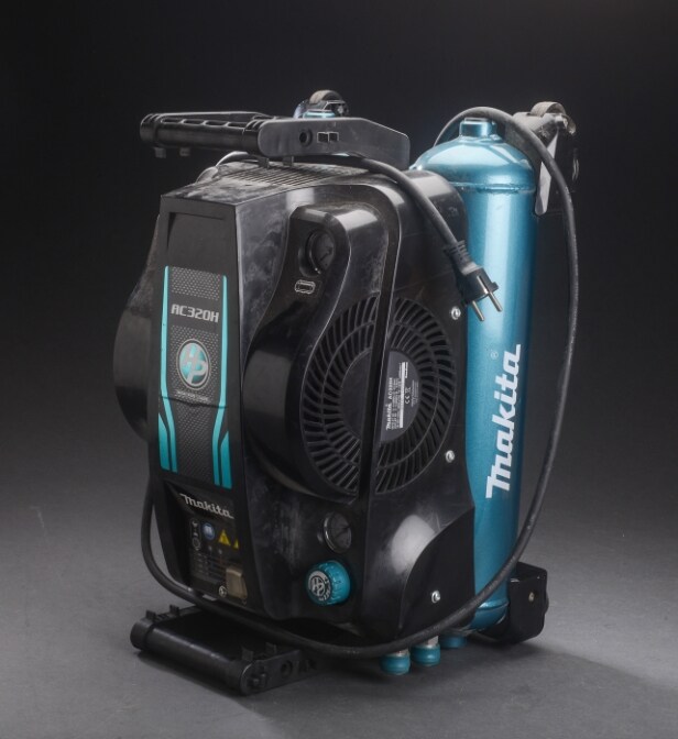 C198 - Makita AC32OH højtrykskompressor