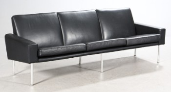 Hans J. Wegner. Airport sofa. Three-seater sofa, model 34/3