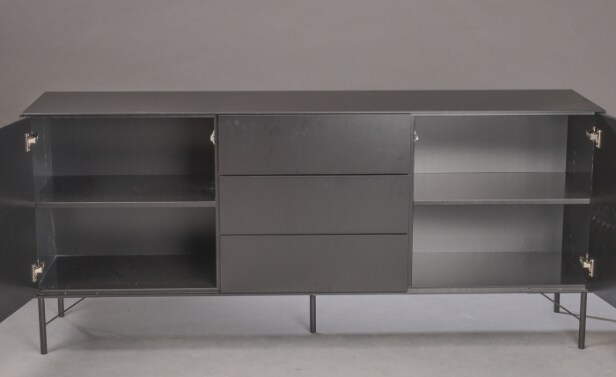 Hammel furniture. Lav skænk model Edge
