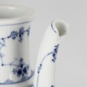 Royal Copenhagen. 'Musselmalet halvblonde' service af porcelæn (69)