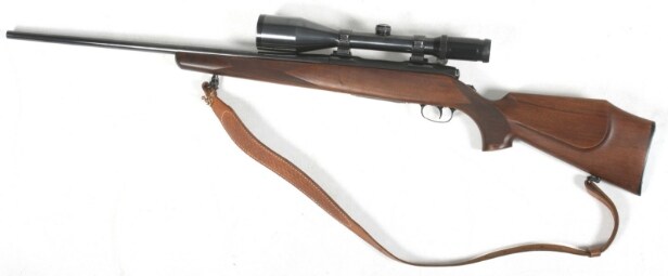 Carl Gustav jagtriffel model 3000 monteret med Swarovski kikkert.