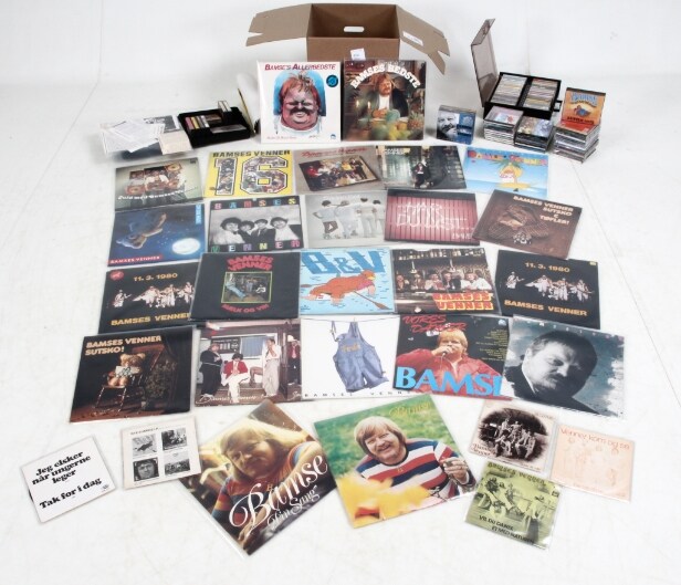 Huge collection of Teddy Bear and Teddy Bear's Friends. LPs, cassette tapes, singles, CDs and posters