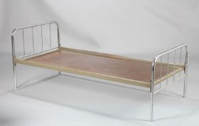 Robert Slezak. Bauhaus seng fra 20/30'erne af forkromet stål, model P1