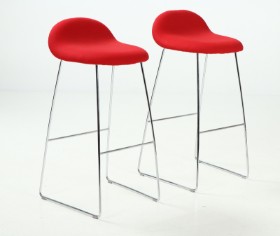 GUBI CHAIRS. Komplot Design. Barstole, polstret (2)