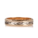Two-tone wedding ring, 14 kt. Size 61.5