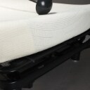 Auping, elevationsseng, sidebord samt lampe