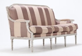 Trepersoners sofa, Louis XVI stil. 19tallet.