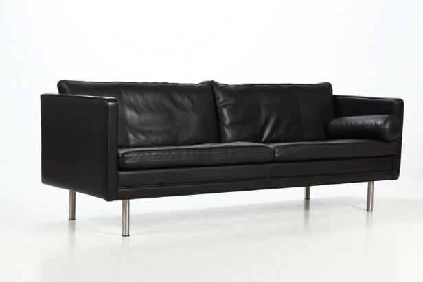 Mogens Hansen. Tre-pers. sofa, model MH 276.
