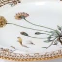 Royal Copenhagen. 'Flora Danica' tallerken af porcelæn, Juliane Marie-mærket