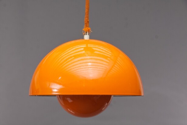Verner Panton 1929-1998. VP1, Flowerpot orange
