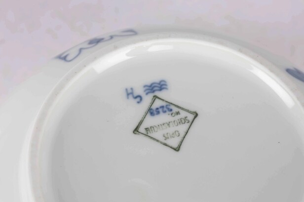 Royal Copenhagen: 'Opus Scholasticum' porcelain bowl
