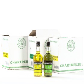 16 fl. Chartreuse Yellow + 3 fl. Chartreuse Green Liqueur or herbal liqueur in org. emb. (19)