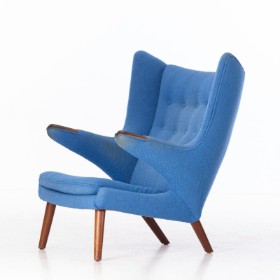 Hans J. Wegner for the AP Chair. 'Teddy bear chair' model AP-19