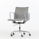 Charles Eames. Office chair model EA 117