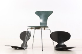 Arne Jacobsen. Spare parts. 3105 and 3100 (3)