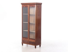 Mahogany display cabinet, 20th century.