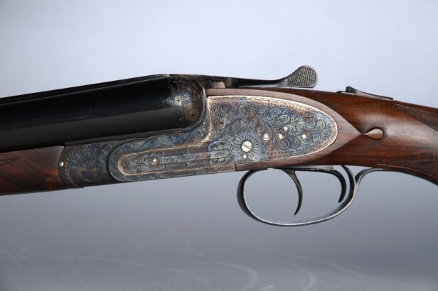 Sarasqueta s/s shotgun cal. 12/70 with side locks