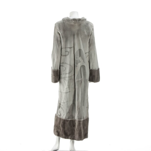 6868 - Kopenhagen Fur. Unique fur coat made of sheared mink. size 38