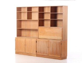 Kai Winding for Poul Hundevad. Oak shelving system, 1960-70s (4)