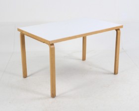 Alvar Aalto for Artek. Spisebord / arbejdsbord / skrivebord