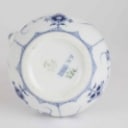 Royal Copenhagen: Musselmalet mælkekande nr. 386