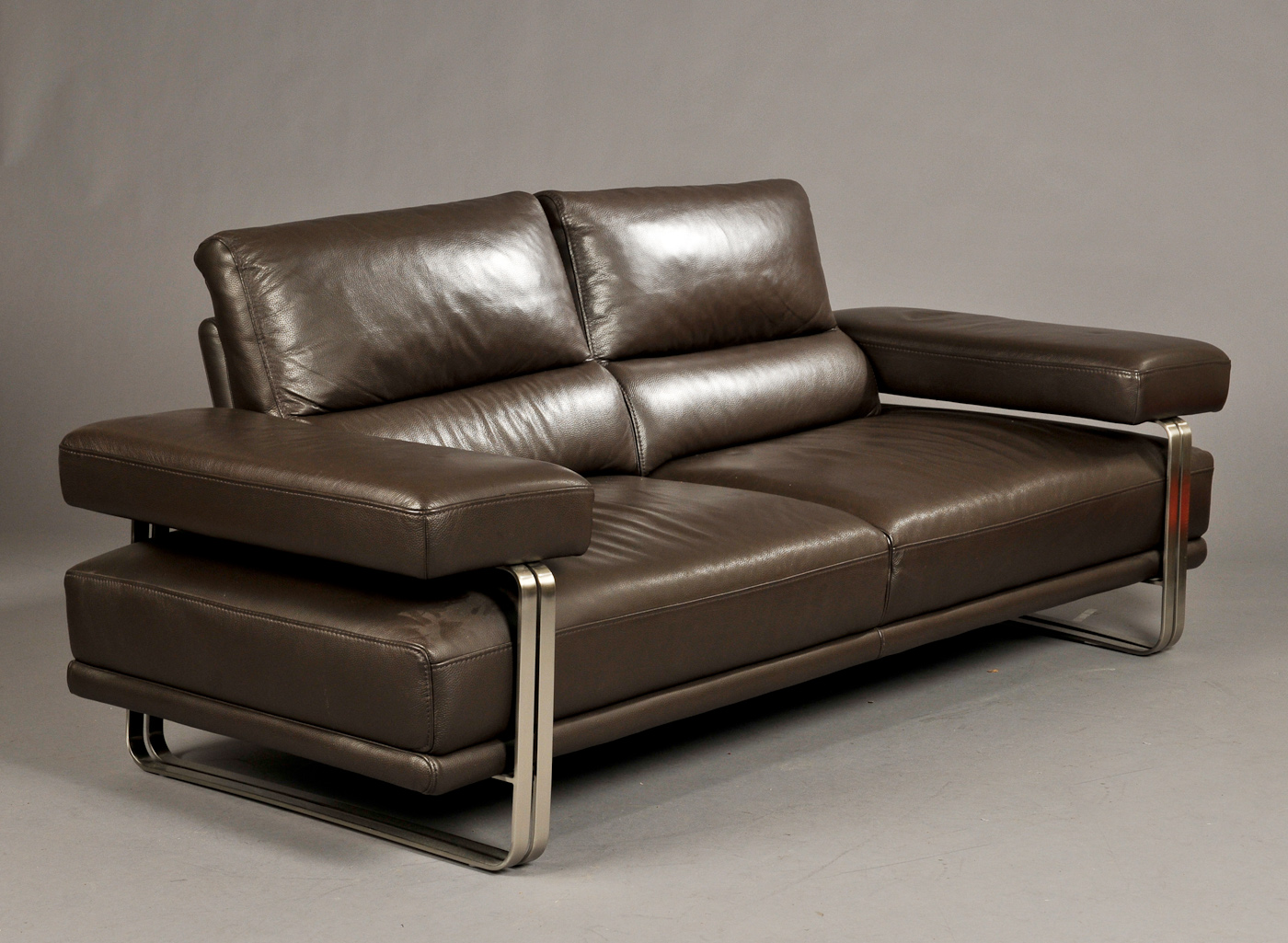 GMGF55A○KELVIN GIORMANI Luxury Sofas / ケ-