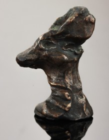 Per Eli. Sculpture of patinated solid bronze