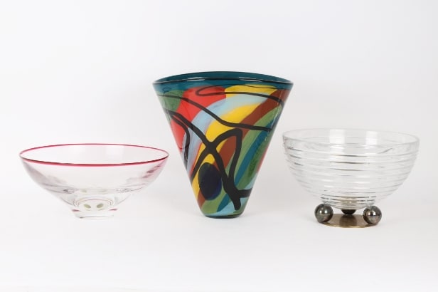 Samling moderne kunstglas og skåle fra Sverige, Italien og Danmark. (6)