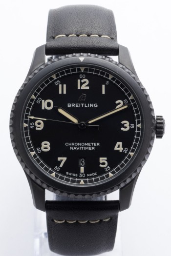 Breitling Navitimer 8 Automatic 41. Herreur af sort stål Ø 41 mm.