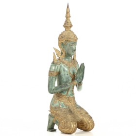 Thailandsk figur af forgyldt bronze.