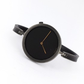 Torun Bülov-Hübe for Georg Jensen. Women's watch in treated steel with black dial, dessin 327