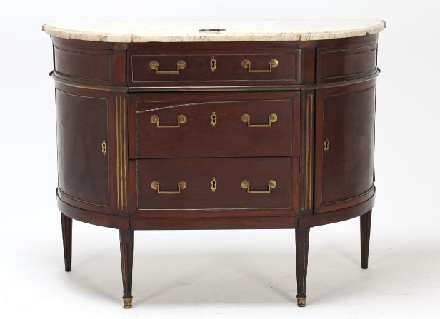 French Louis Seize chest of drawers 17/1800s