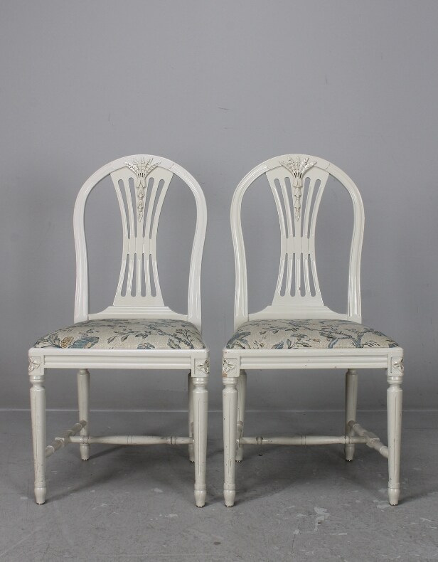 Stolar, gustaviansk stil, modell Axet, 12 st