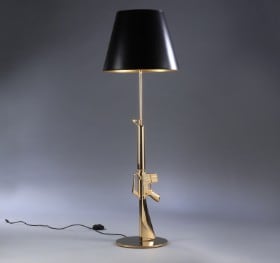 Philippe Starck. Standerlampe, model 'Lounge Gun M 16'