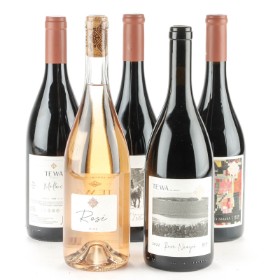 5 fl. TE WA wines (5)