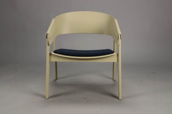 Thomas Bentzen for Muuto. Cover Lounge Chair.