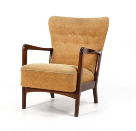 Søren Hansen for Fritz Hansen. High-backed armchair, 1940s