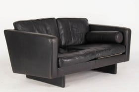 Søren Holst for Fredericia Furniture. To-pers. sofa model 2472