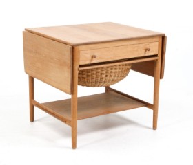 H.J. Wegner. Sewing table, solid oak, model AT 33