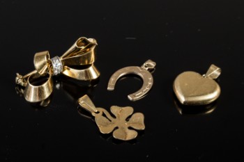 Hjerte, kløver, hestesko og broche i guld med brillanter 9.7 gr.