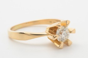 Solitaire ring with brilliant-cut approx. 0.60 ct. 14 kt. gold, size 54