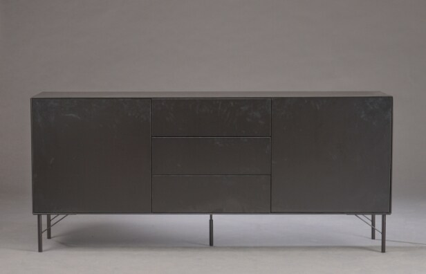Hammel furniture. Lav skænk model Edge
