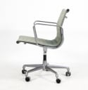 Charles Eames for Herman Miller. Armstol / konferencestol, model EA-108