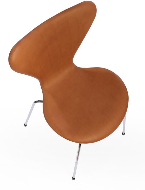 Arne Jacobsen. Et sæt på 8 stole 'Syveren', model 3107, Vacona cognac anilin læder (8)