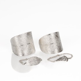 Pure Leaf. Four bracelets plated with 18 kt. white gold (4)